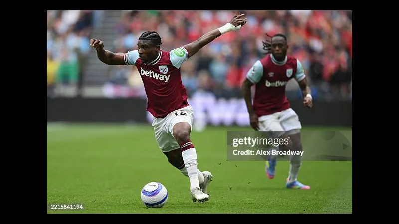 Trận đấu giữa West Ham và Nottingham Forest Trận đấu giữa West Ham và Nottingham Forest