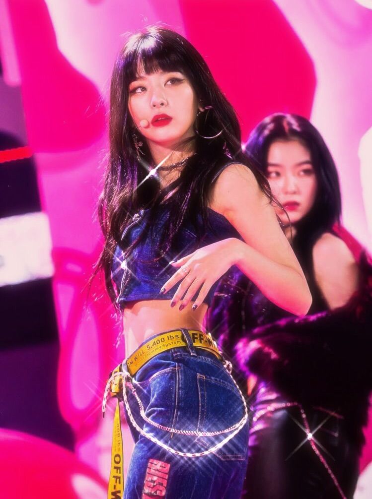 Seulgi cô nàng xinh đẹp chuẩn "girl crush" 5 seuavt